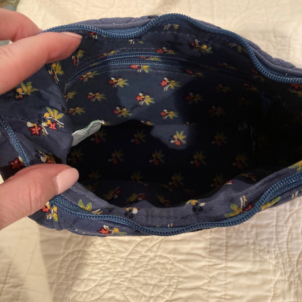 Vera Bradley Handbag - Picture 3 of 4